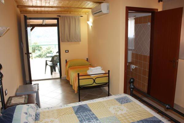 Agriturismo Ghiritina Francavilla di Sicilia Kamer foto