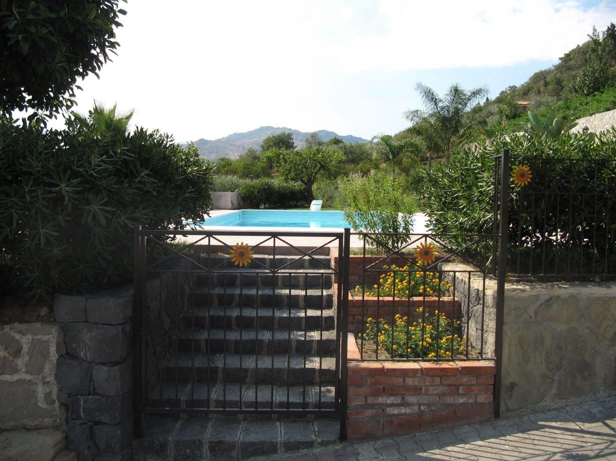 Agriturismo Ghiritina Francavilla di Sicilia Buitenkant foto